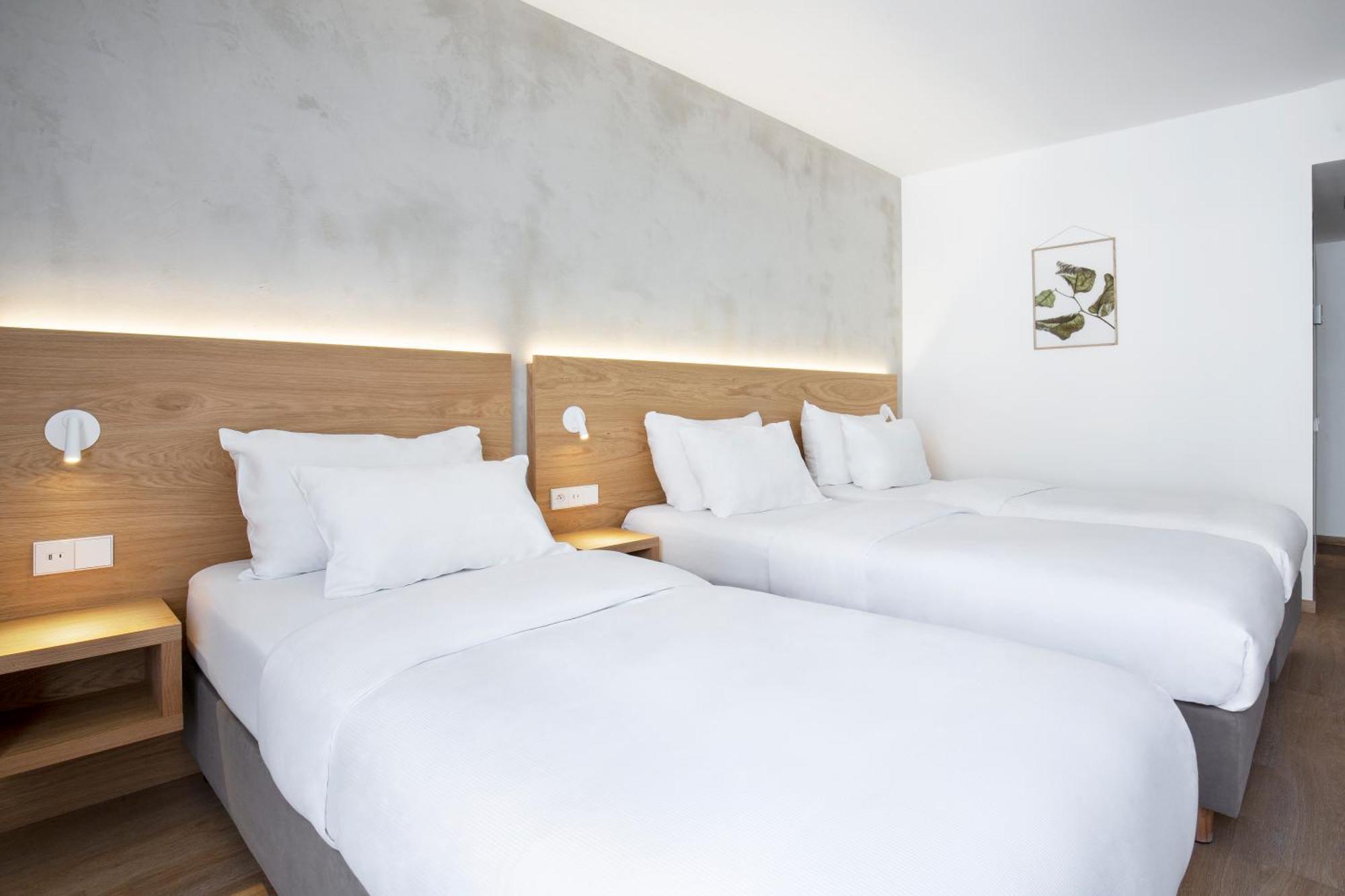 Superior Triple Room
